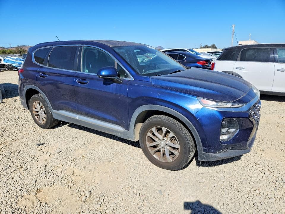 2019 HYUNDAI SANTA FE SE 4