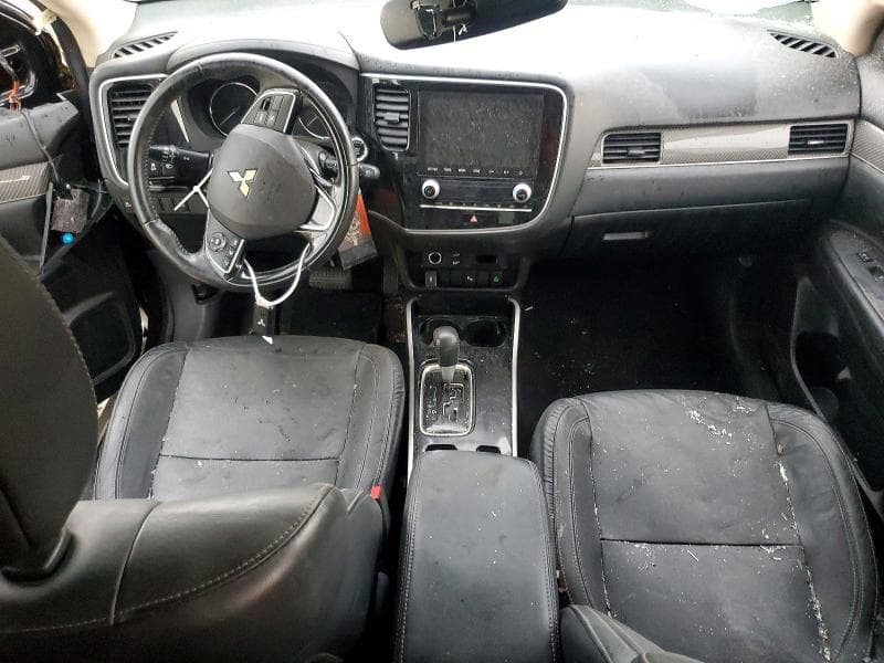 2020 MITSUBISHI OUTLANDER SE 8