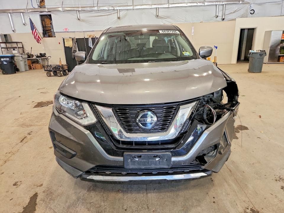 2018 NISSAN ROGUE S 5