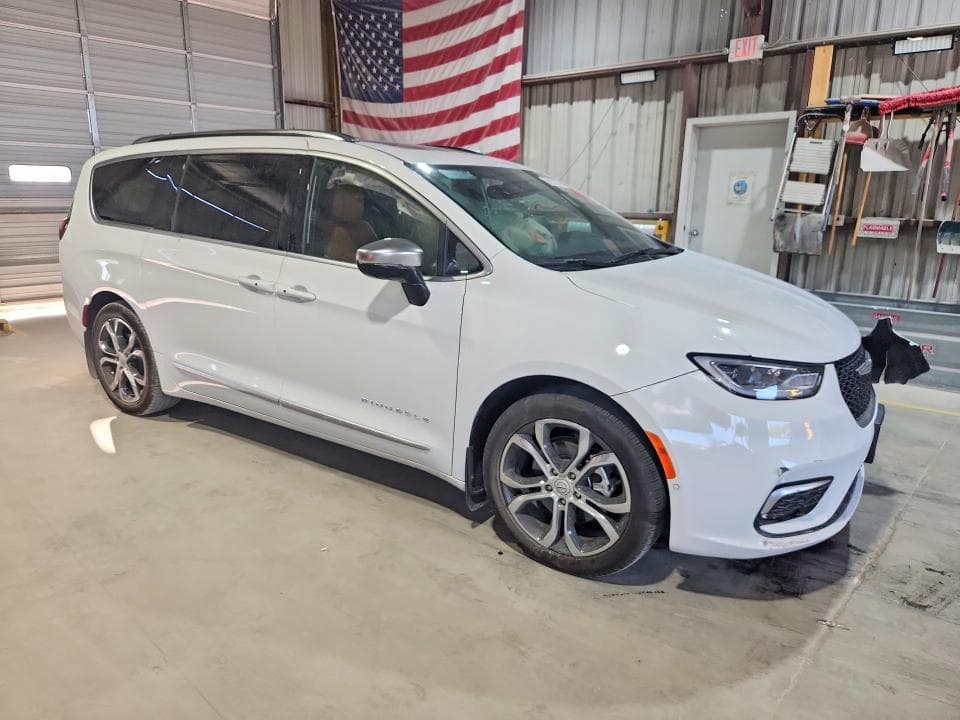 2026 CHRYSLER PACIFICA PINNACLE 4