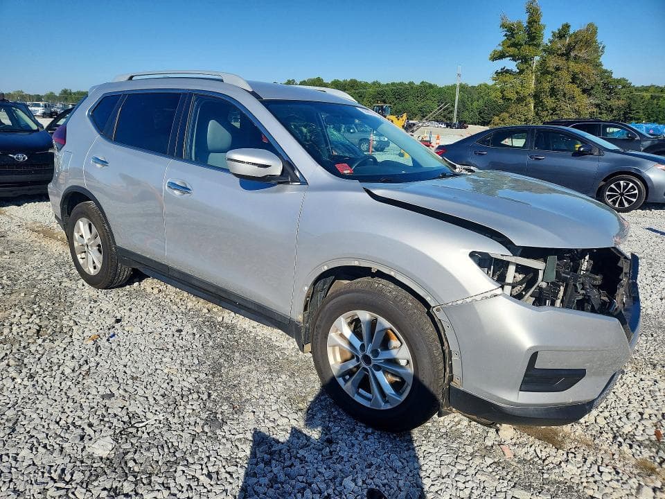 2018 NISSAN ROGUE S 4