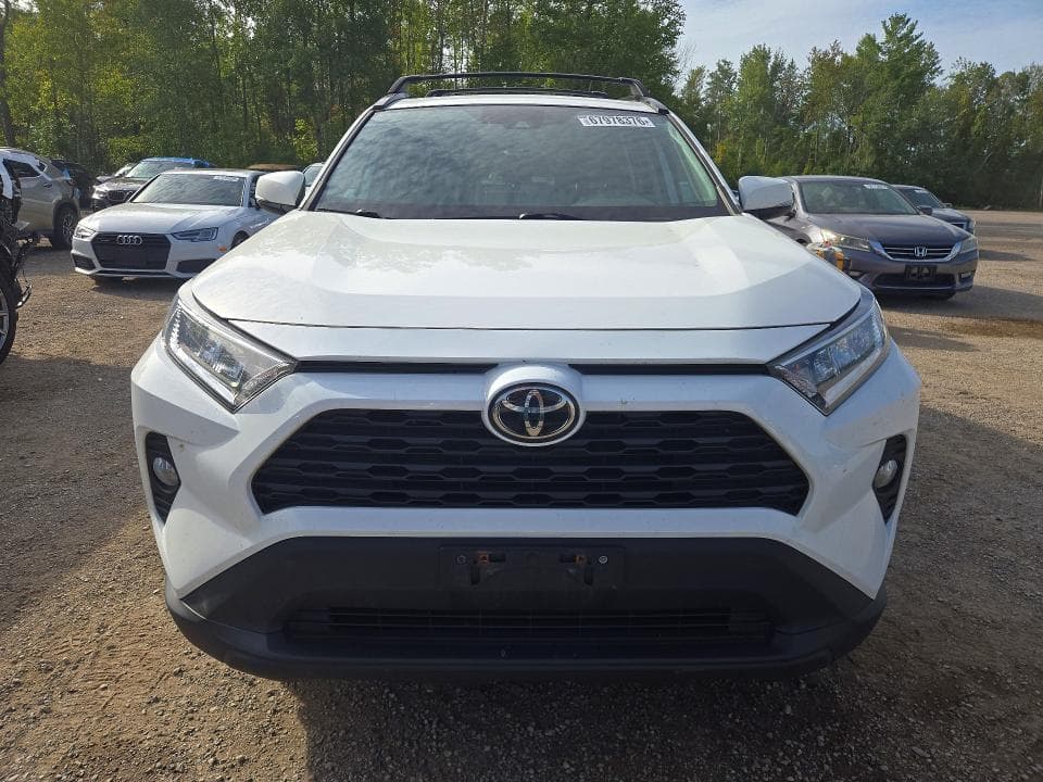 2021 TOYOTA RAV4 XLE 5