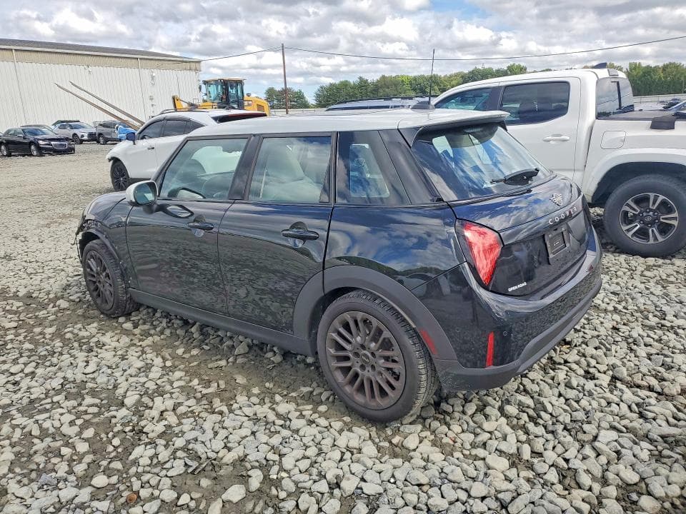 2025 MINI COOPER S 2