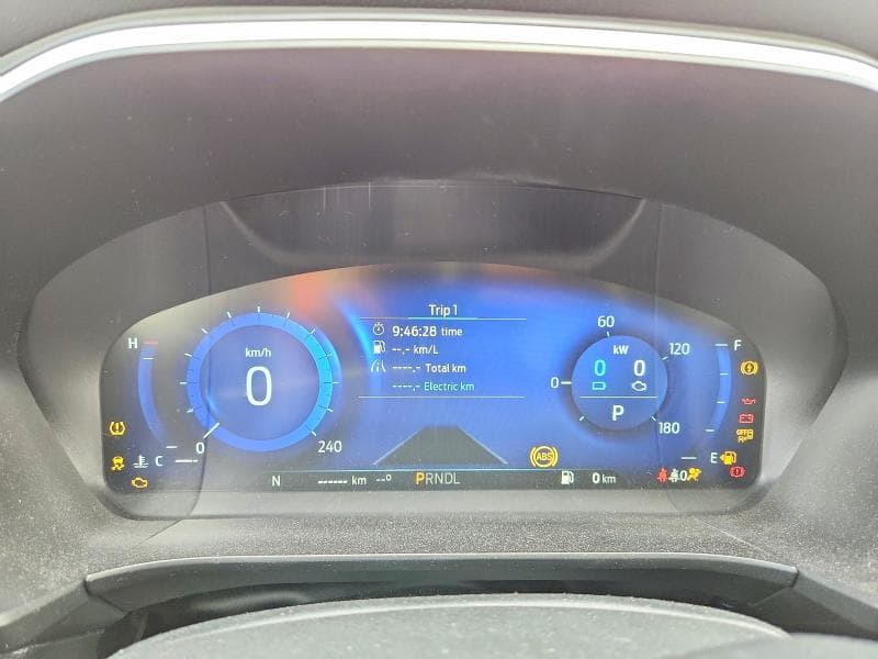 2020 FORD ESCAPE TITANIUM 9