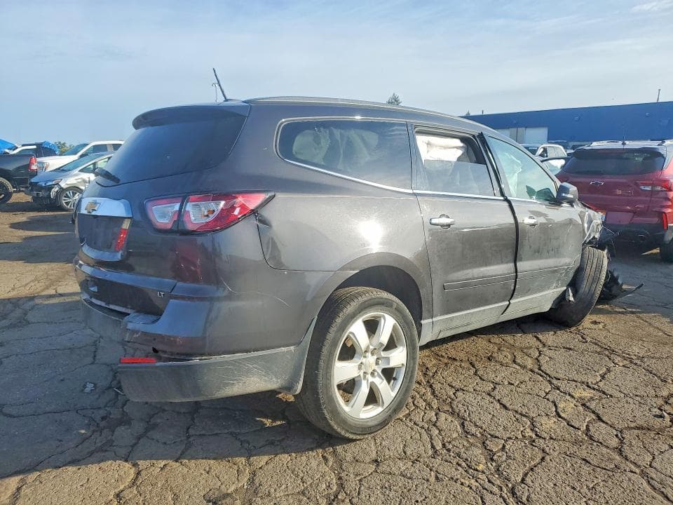 2017 CHEVROLET TRAVERSE LT 3