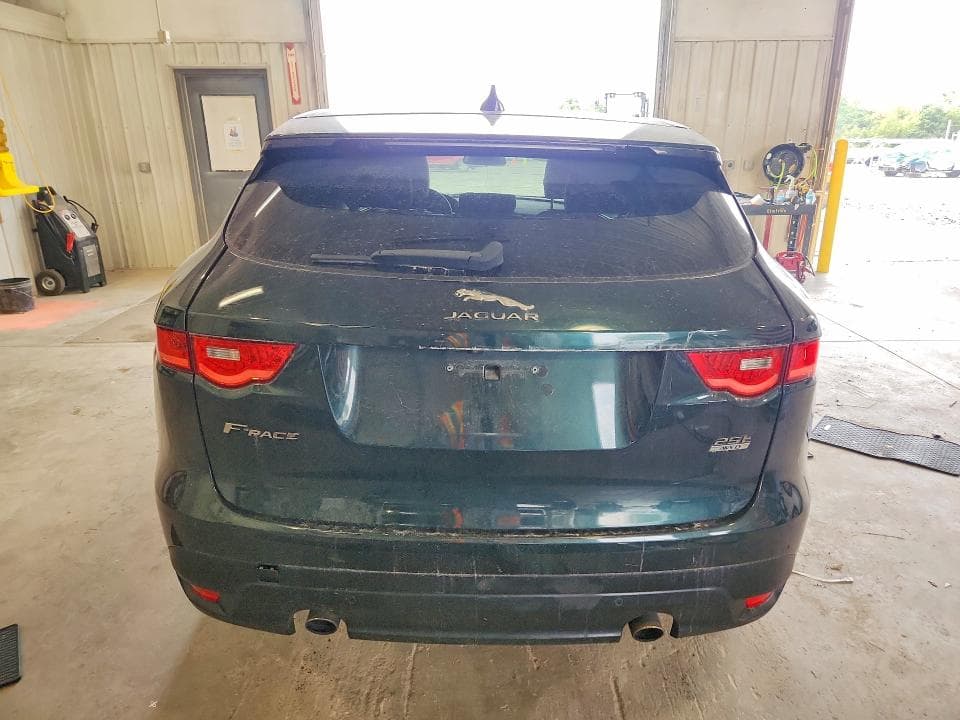 2018 JAGUAR F-PACE PREMIUM 6