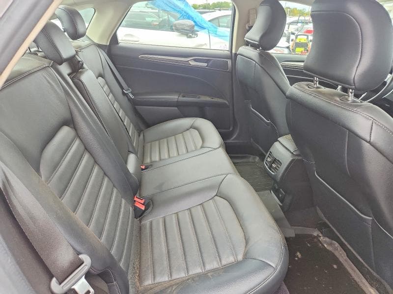 2017 FORD FUSION SE 10