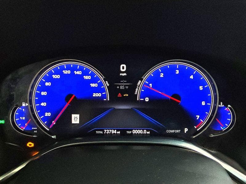 2019 BMW 750 XI 9