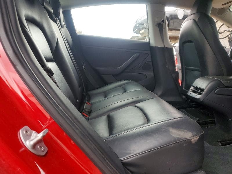 2018 TESLA MODEL 3 10