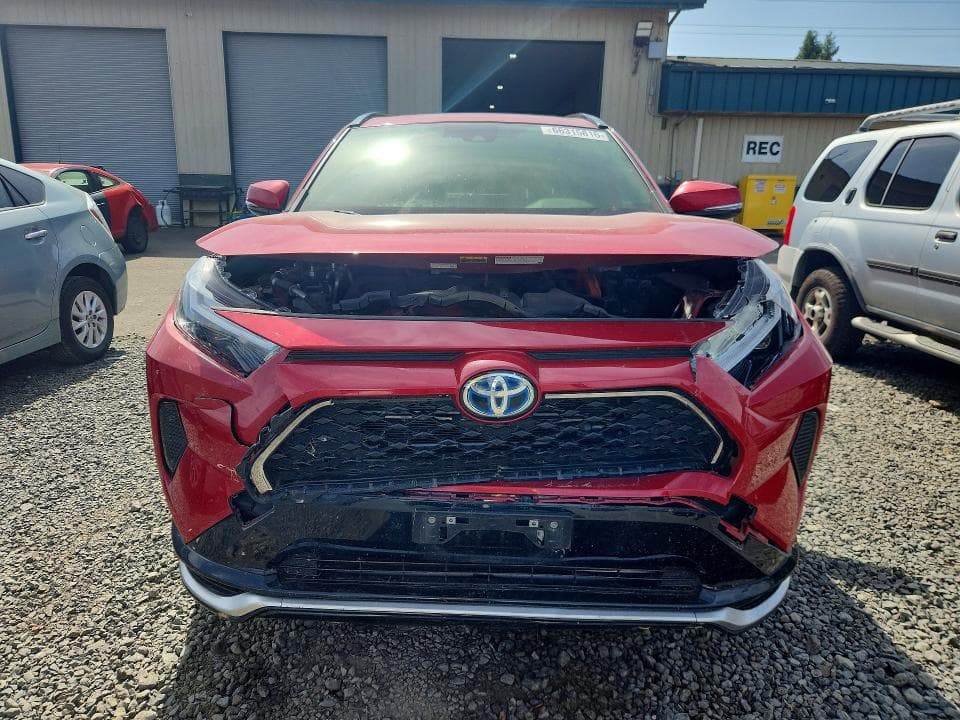 2022 TOYOTA RAV4 PRIME SE 5