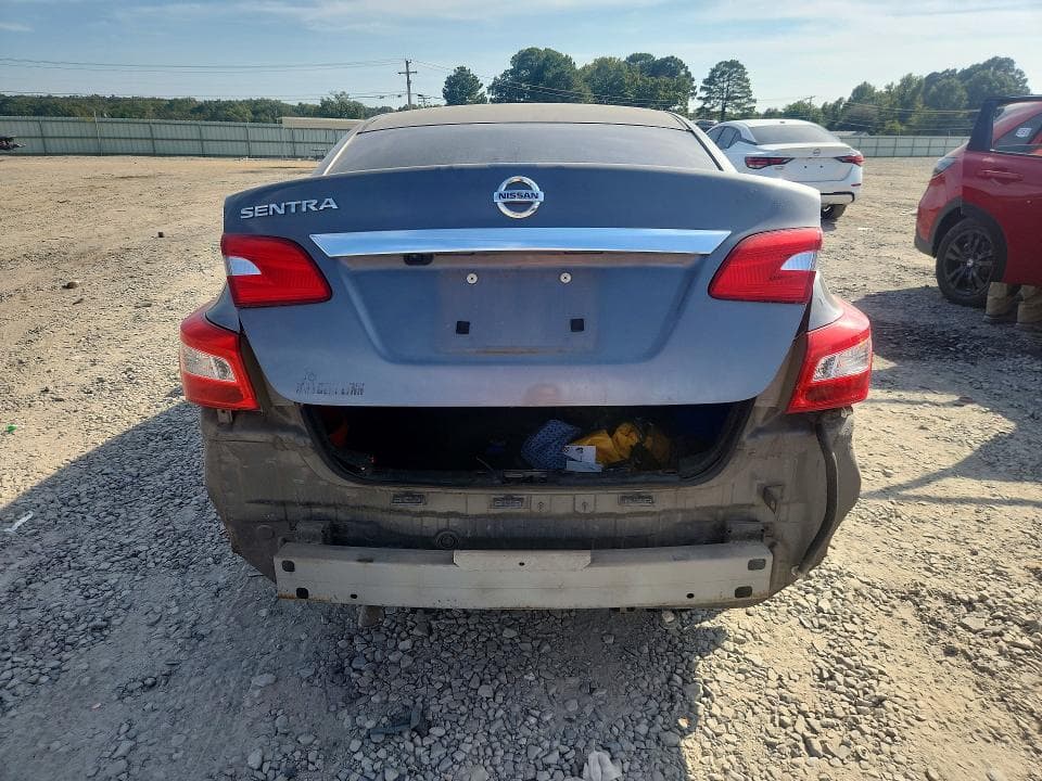2019 NISSAN SENTRA S 6