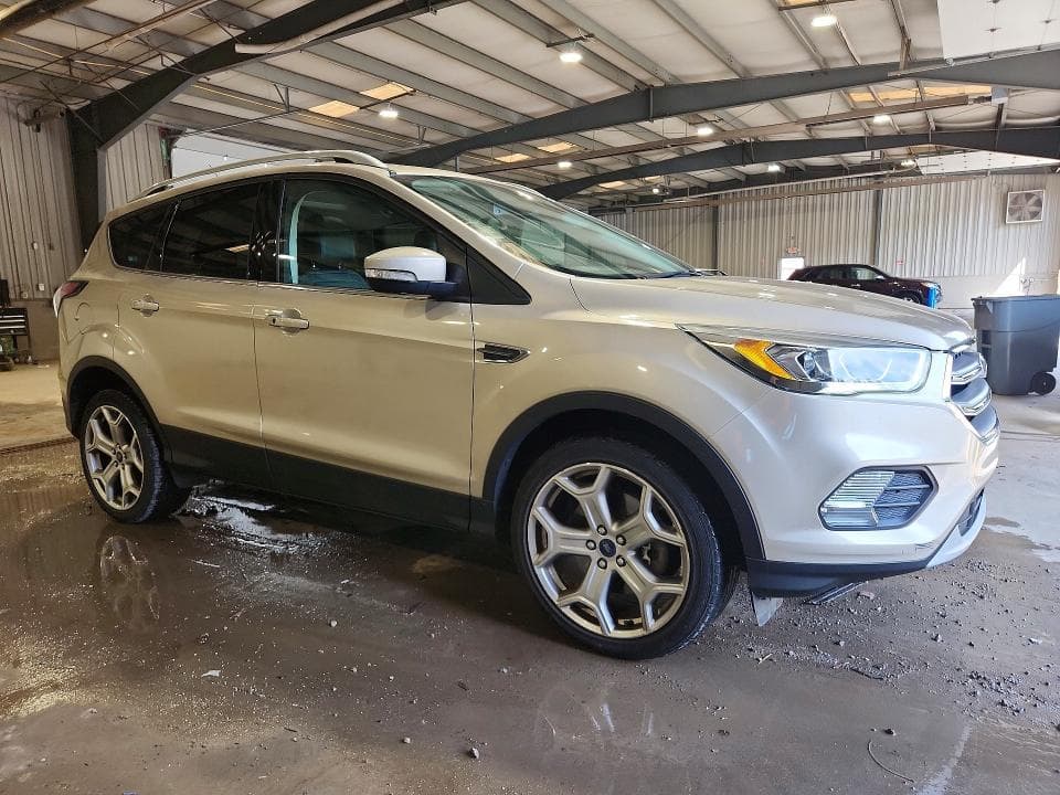 2017 FORD ESCAPE TITANIUM 4