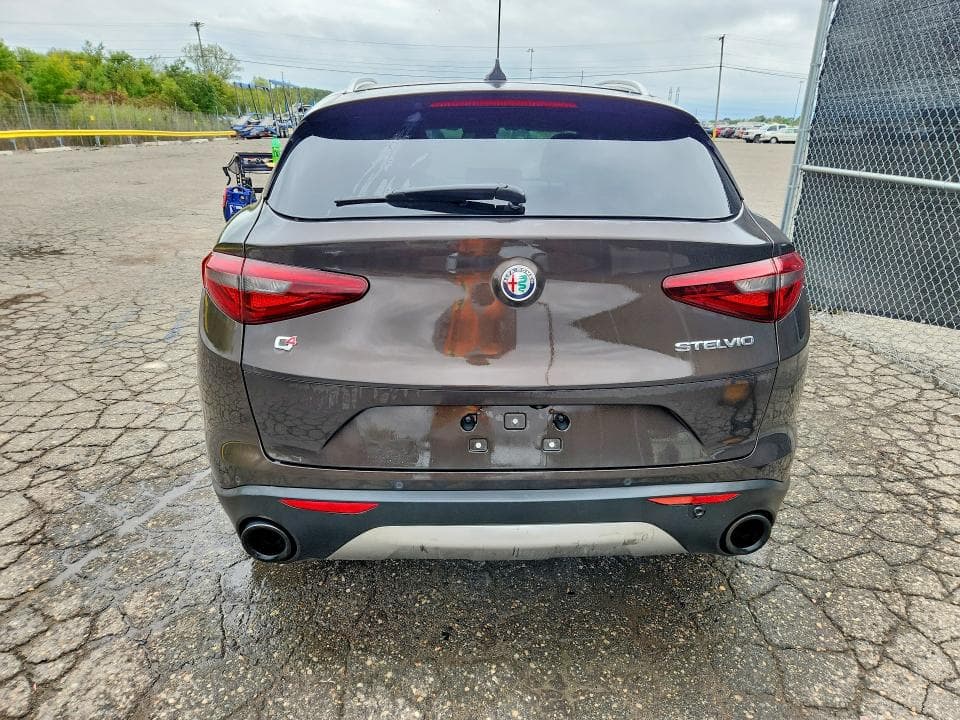 2019 ALFA ROMEO STELVIO 6