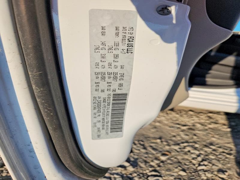 2017 DODGE GRAND CARAVAN SE 13