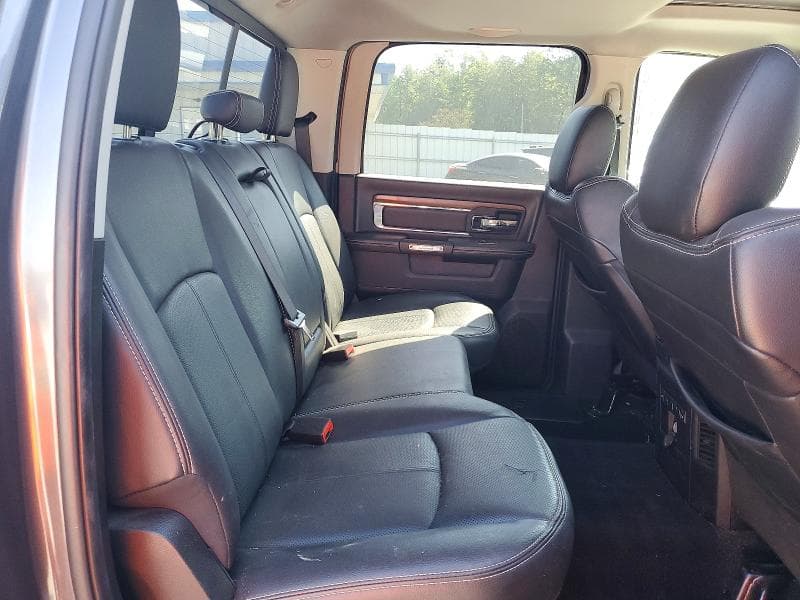 2018 RAM 1500 LARAMIE 10