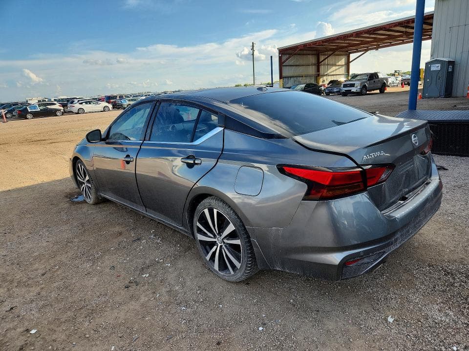 2021 NISSAN ALTIMA SR 2