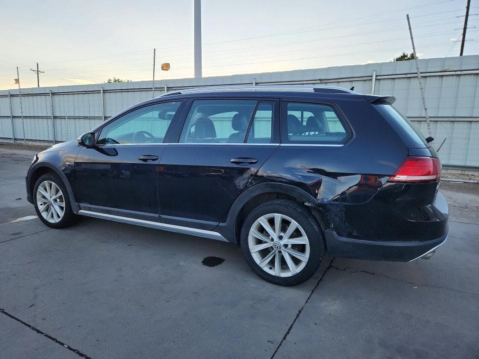 2019 VOLKSWAGEN GOLF ALLTRACK S 2
