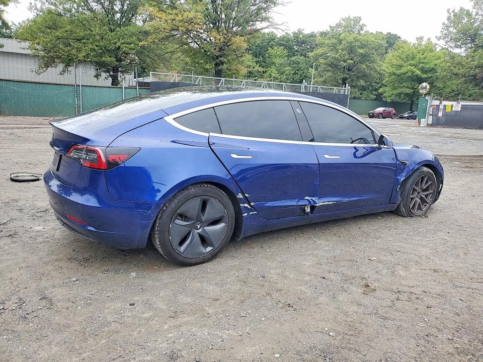 2020 TESLA MODEL 3 3