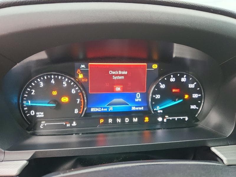 2021 FORD EXPLORER XLT 9