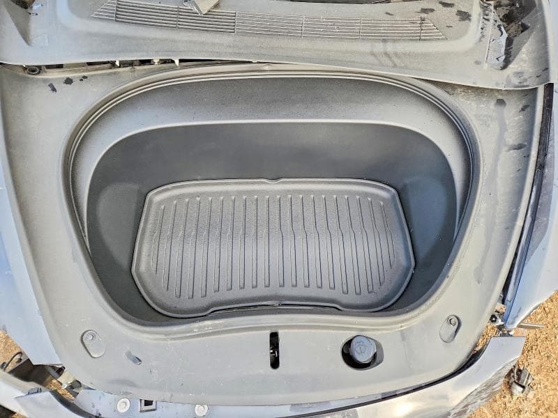 2025 TESLA MODEL 3 11