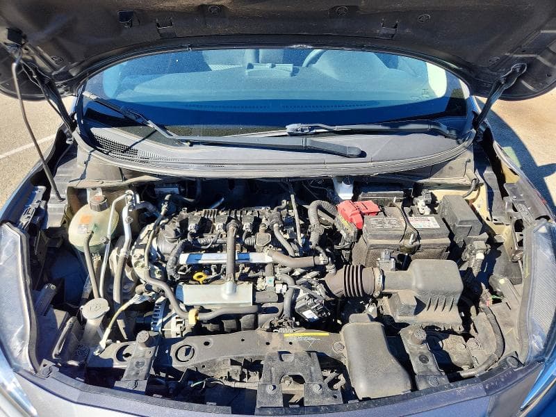 2022 NISSAN VERSA S 11