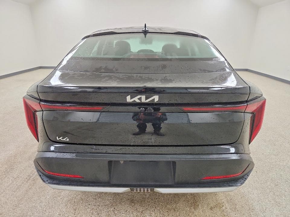 2026 KIA K4 LXS 6