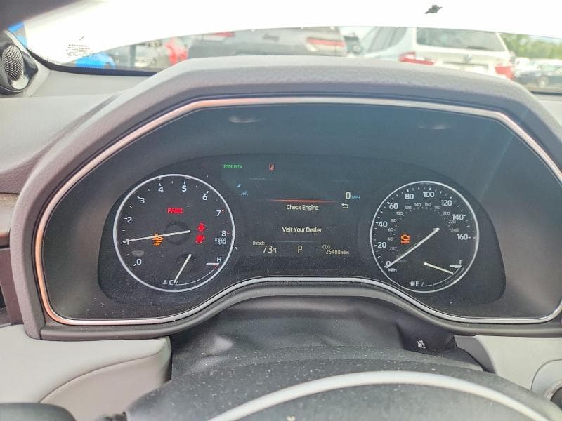 2019 TOYOTA AVALON LIMITED 9