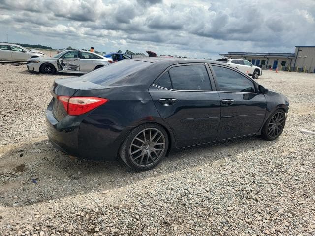 2017 TOYOTA COROLLA LE 3