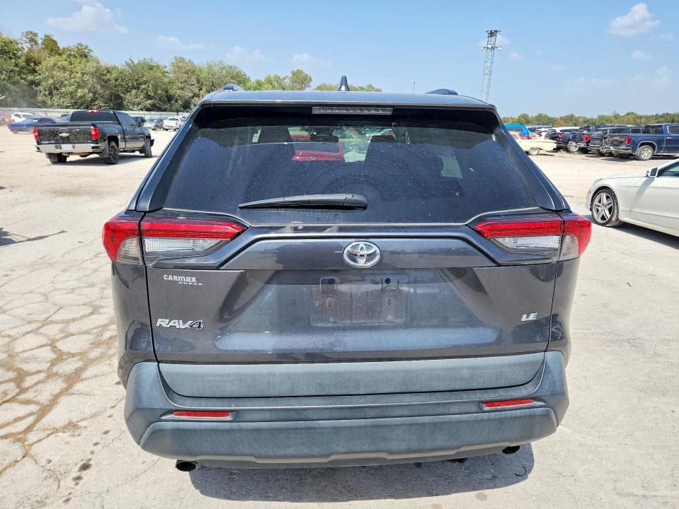 2021 TOYOTA RAV4 LE 6