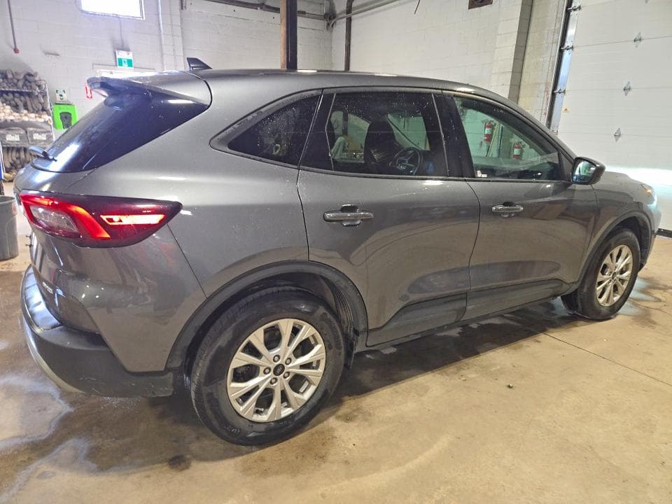 2025 FORD ESCAPE ACTIVE 3