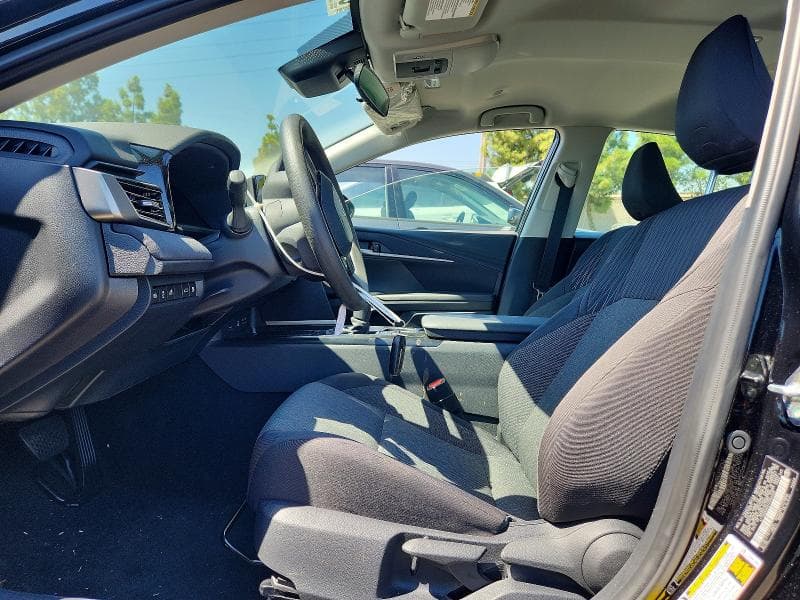 2026 TOYOTA CAMRY LE 7