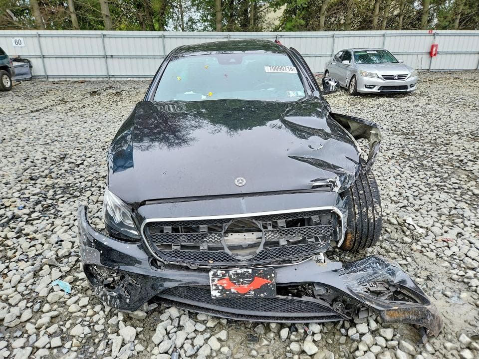 2018 MERCEDES-BENZ E 300 4MATIC 5