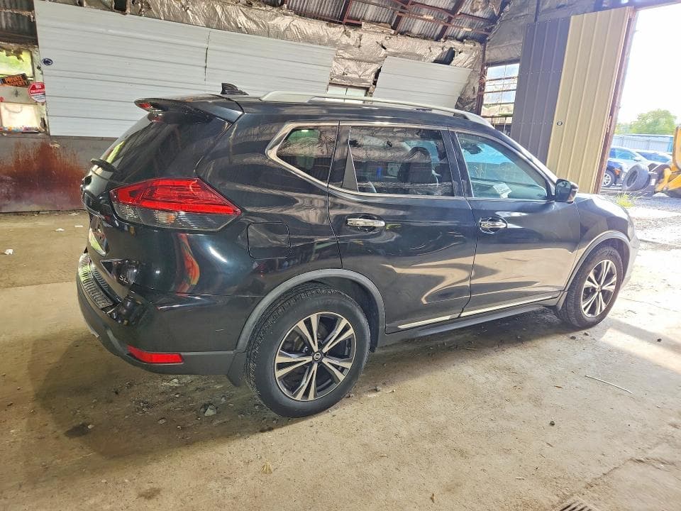 2017 NISSAN ROGUE SL 3