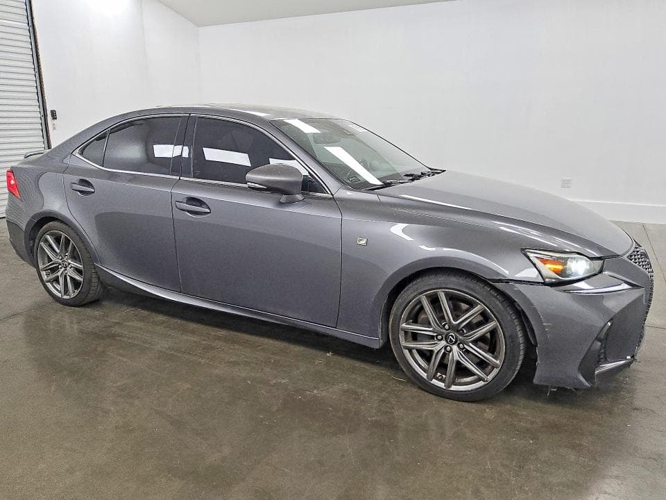 2017 LEXUS IS 200T 4