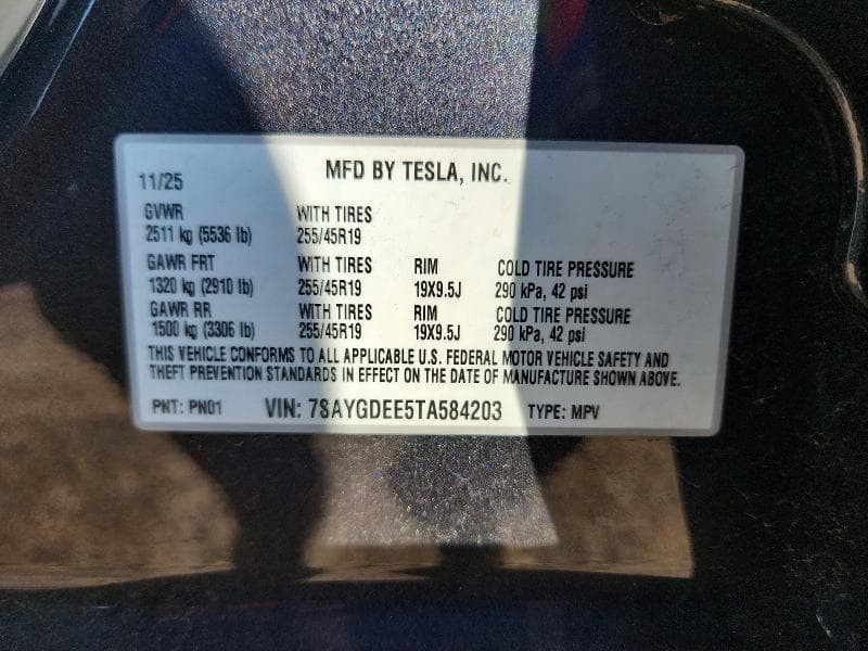 2026 TESLA MODEL Y 14