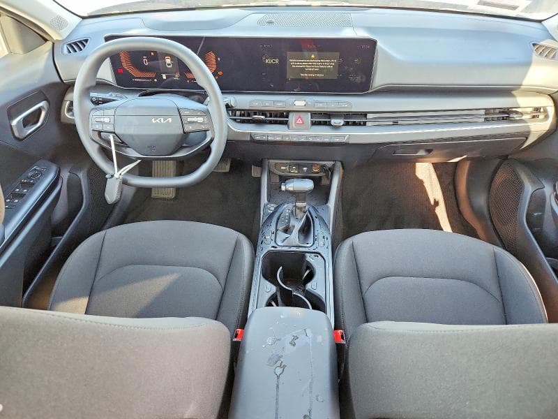 2026 KIA K4 LXS 8