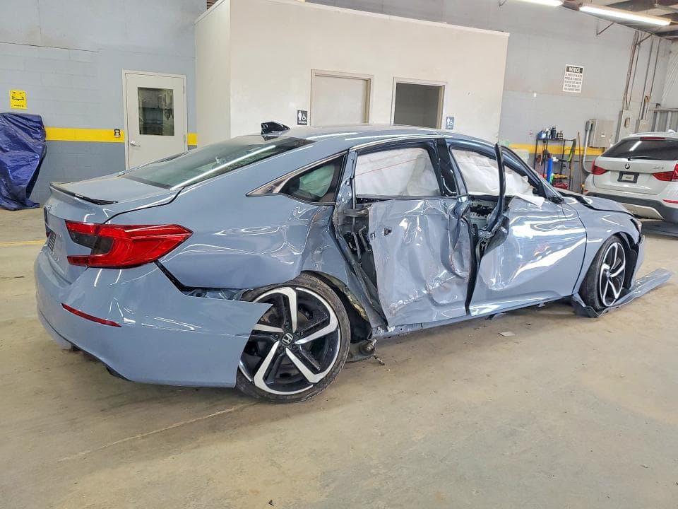 2022 HONDA ACCORD SPORT 3