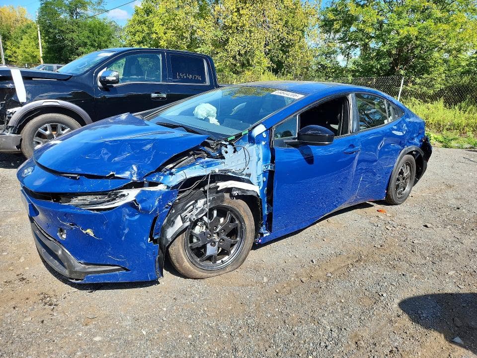 2026 TOYOTA PRIUS LE