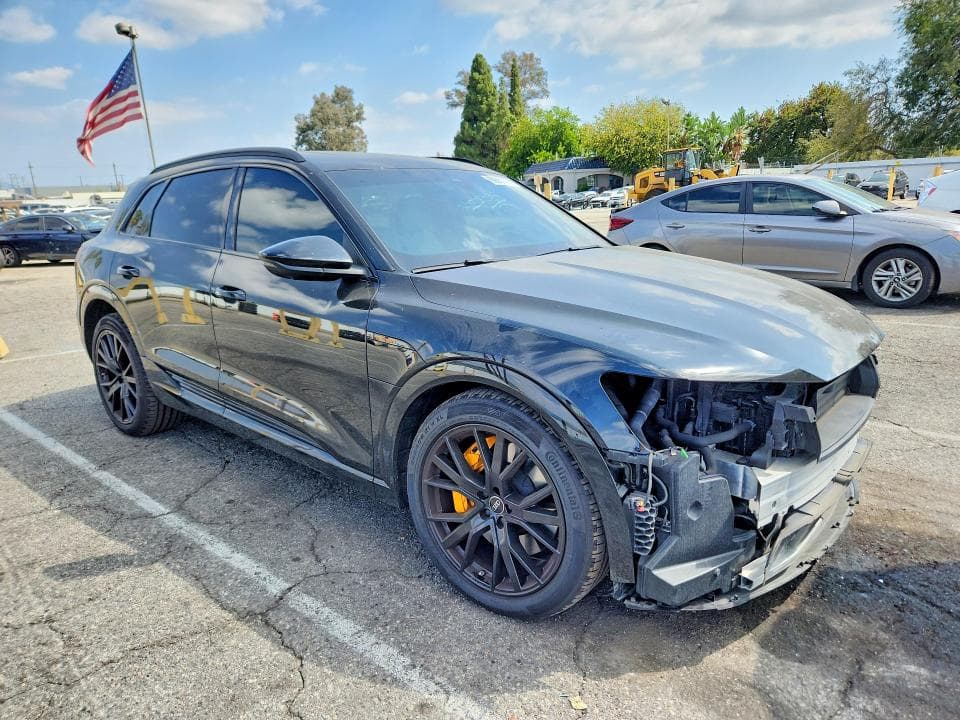 2023 AUDI E-TRON CHRONOS 4