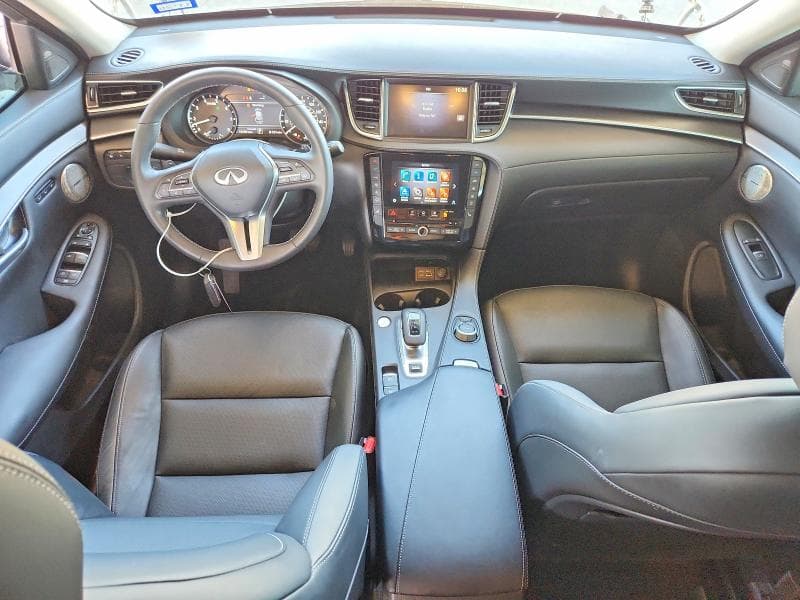 2024 INFINITI QX5 8