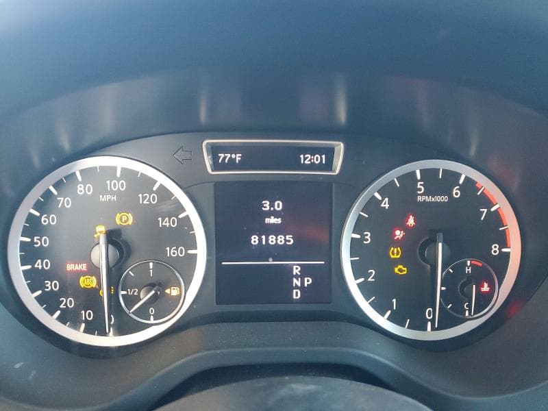 2018 INFINITI QX30 BASE 9