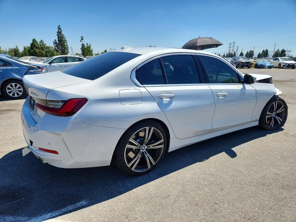 2024 BMW 330XE 3