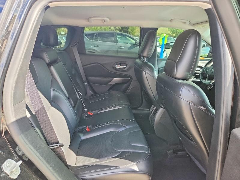 2020 JEEP CHEROKEE LIMITED 11