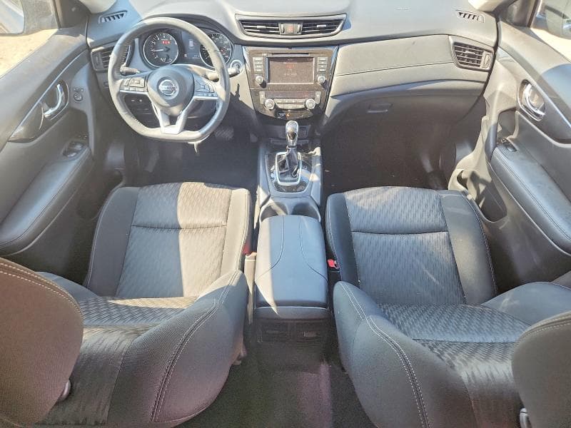 2018 NISSAN ROGUE SV 8