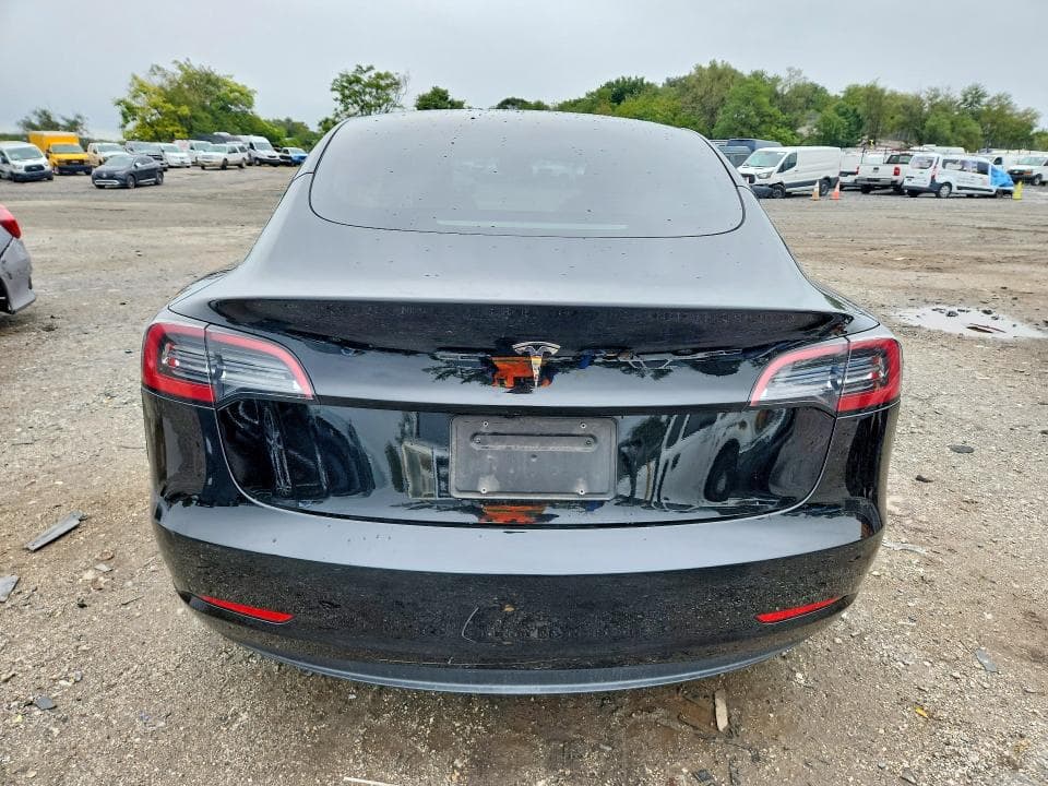 2023 TESLA MODEL 3 6