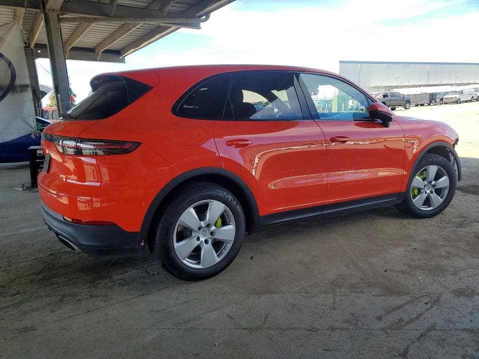 2021 PORSCHE CAYENNE E-HYBRID 3