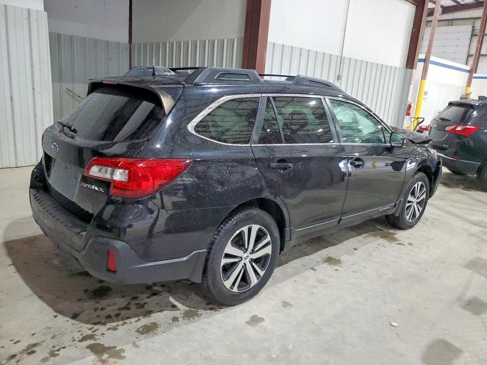 2018 SUBARU OUTBACK 2.5I LIMITED 3