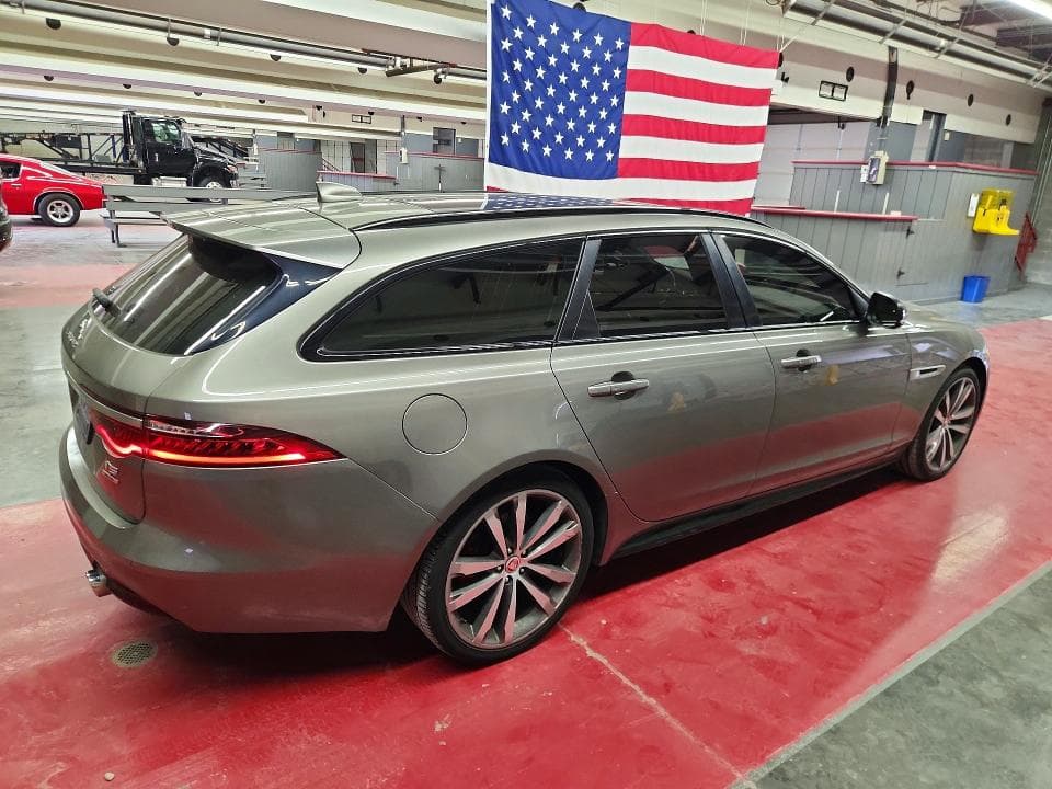 2018 JAGUAR XF S 3