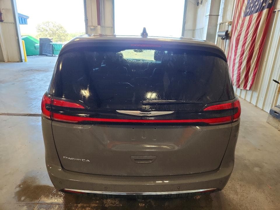 2025 CHRYSLER PACIFICA SELECT 6