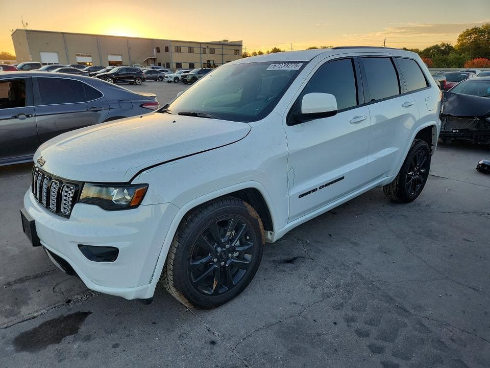 2020 JEEP GRAND CHEROKEE LAREDO - 1